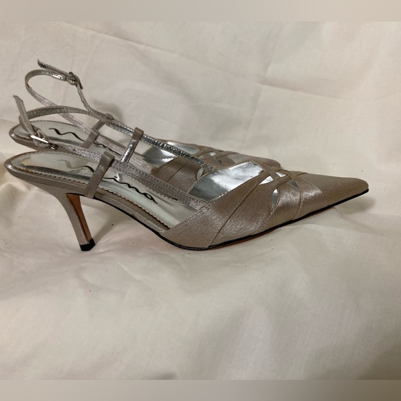 NINA Leather/Silk Sling Back Pumps 6.5M NWOT - Picture 4 of 7